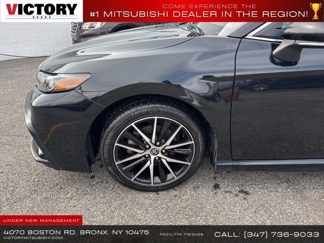 2022 Toyota Camry SE Nightshade photo