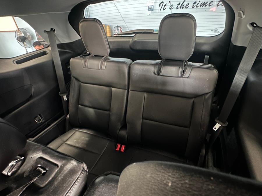 2022 Ford Explorer XLT 4WD photo