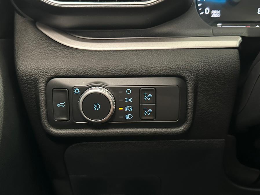 2022 Ford Explorer XLT 4WD photo