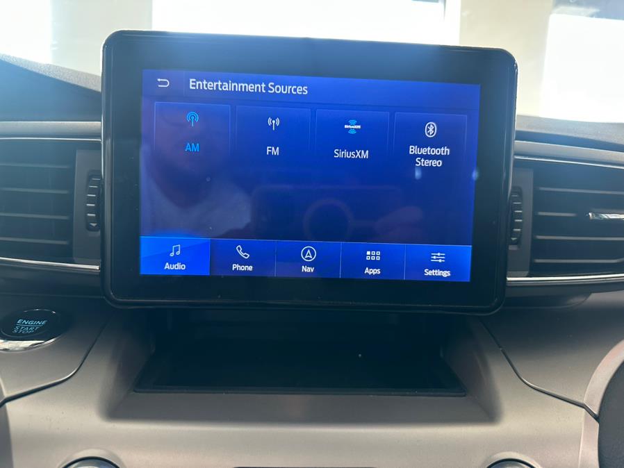 2022 Ford Explorer XLT 4WD photo