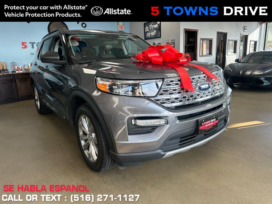 2022 Ford Explorer XLT 4WD photo