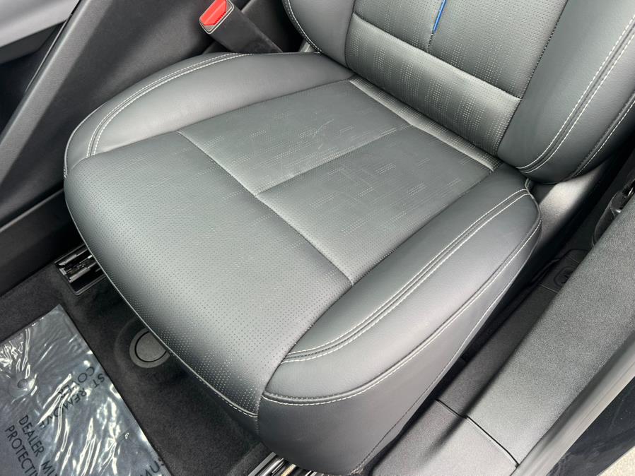 2024 Cadillac LYRIQ Luxury 450E RWD photo