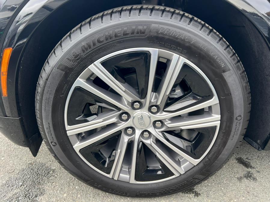 2024 Cadillac LYRIQ Luxury 450E RWD photo