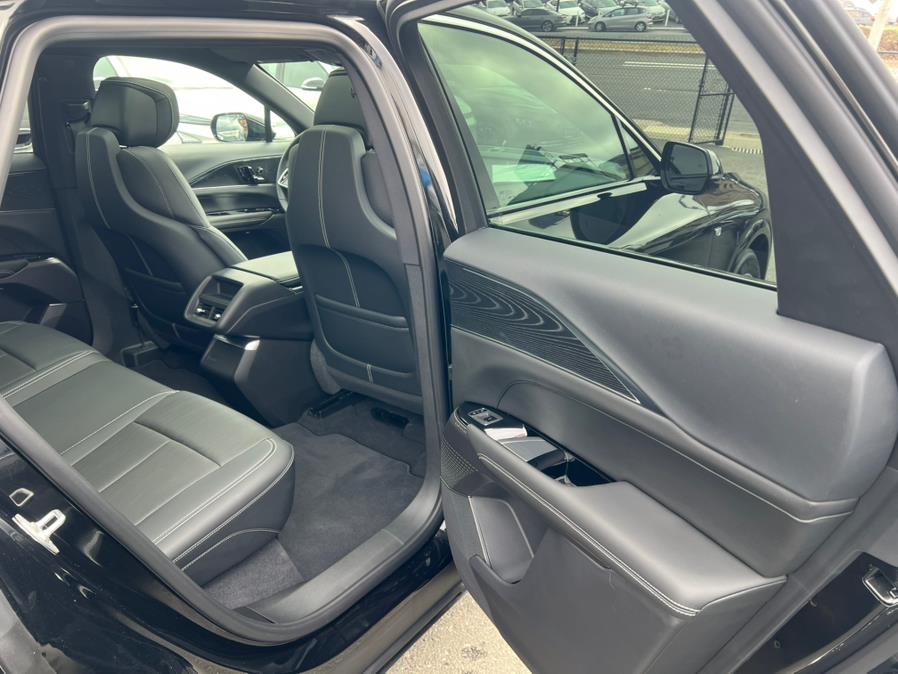 2024 Cadillac LYRIQ Luxury 450E RWD photo