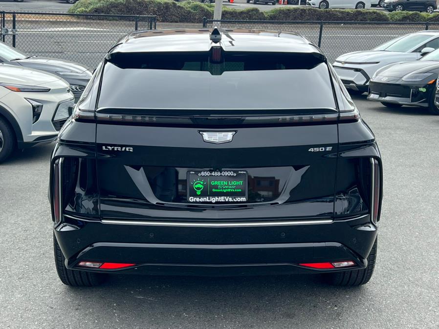 2024 Cadillac LYRIQ Luxury 450E RWD photo