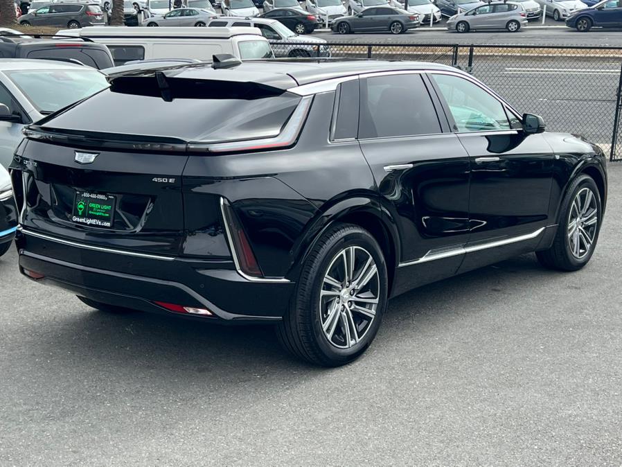 2024 Cadillac LYRIQ Luxury 450E RWD photo