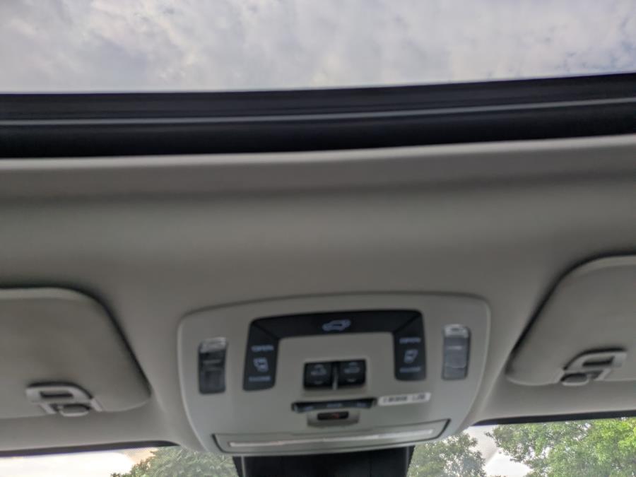 2021 Toyota Sienna XLE AWD 7-Passenger (Natl) photo