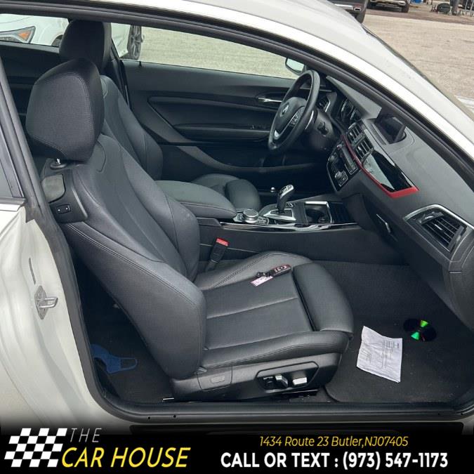 2019 BMW 2 Series 230i Coupe photo