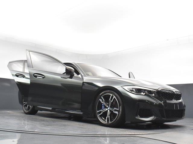 2022 BMW 3-Series M340i xDrive photo
