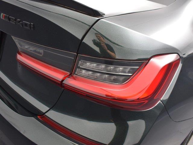 2022 BMW 3-Series M340i xDrive photo