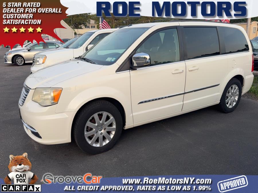 2011 Chrysler Town and Country Touring-L