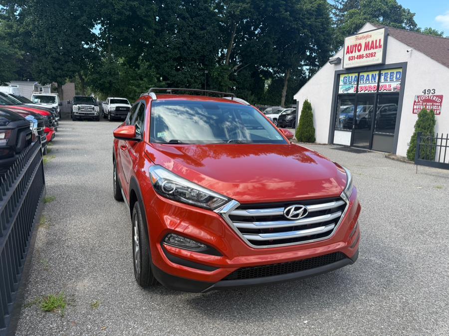 2017 Hyundai Tucson SE photo 2