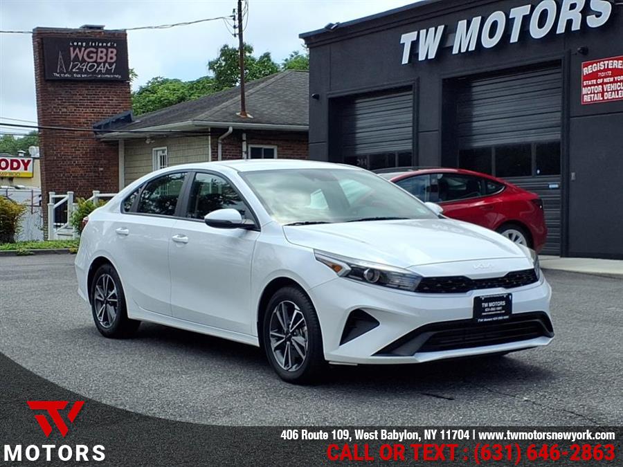 2023 Kia Forte LXS photo 6