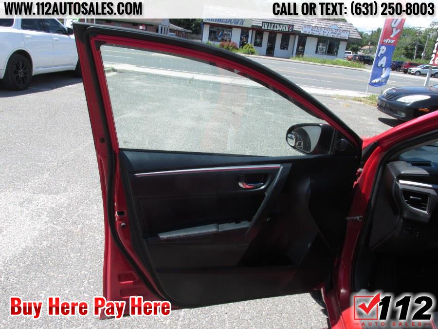 2016 Toyota Corolla S; Le; l