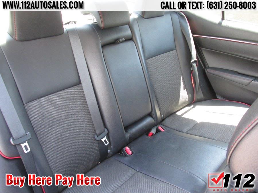 2016 Toyota Corolla S; Le; l