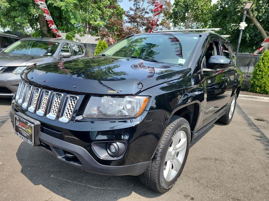 2015 Jeep Compass Latitude photo 2
