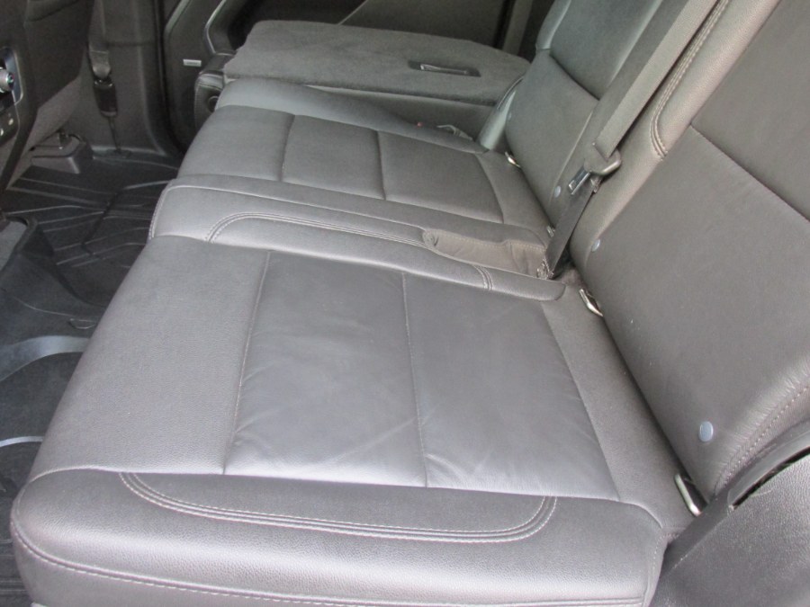 2021 Chevrolet Suburban LT photo 48