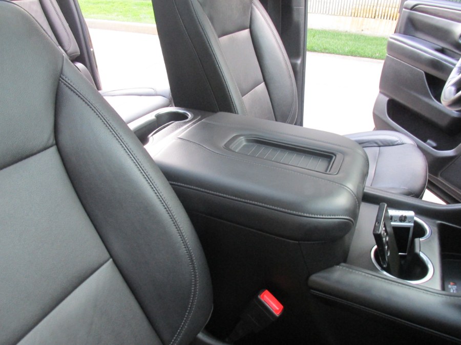 2021 Chevrolet Suburban LT photo 54