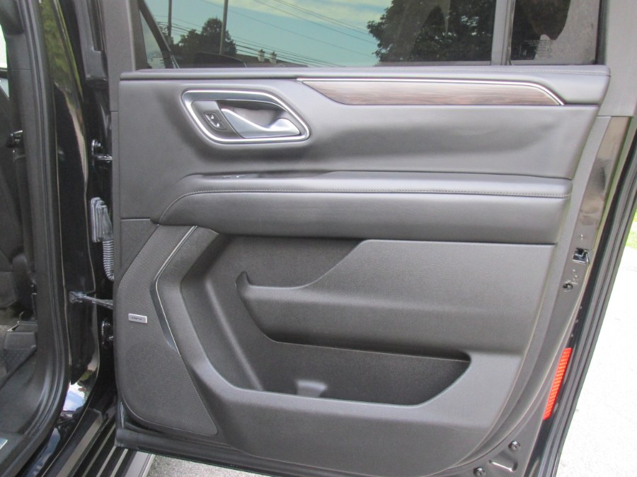 2021 Chevrolet Suburban LT photo 58