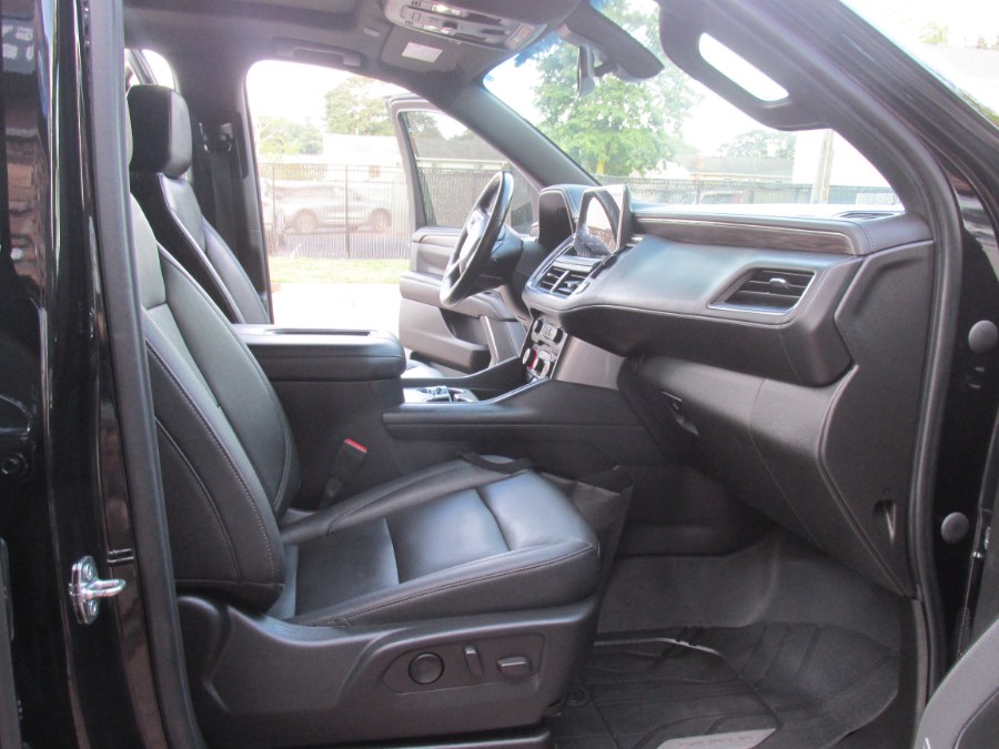 2021 Chevrolet Suburban LT photo 33