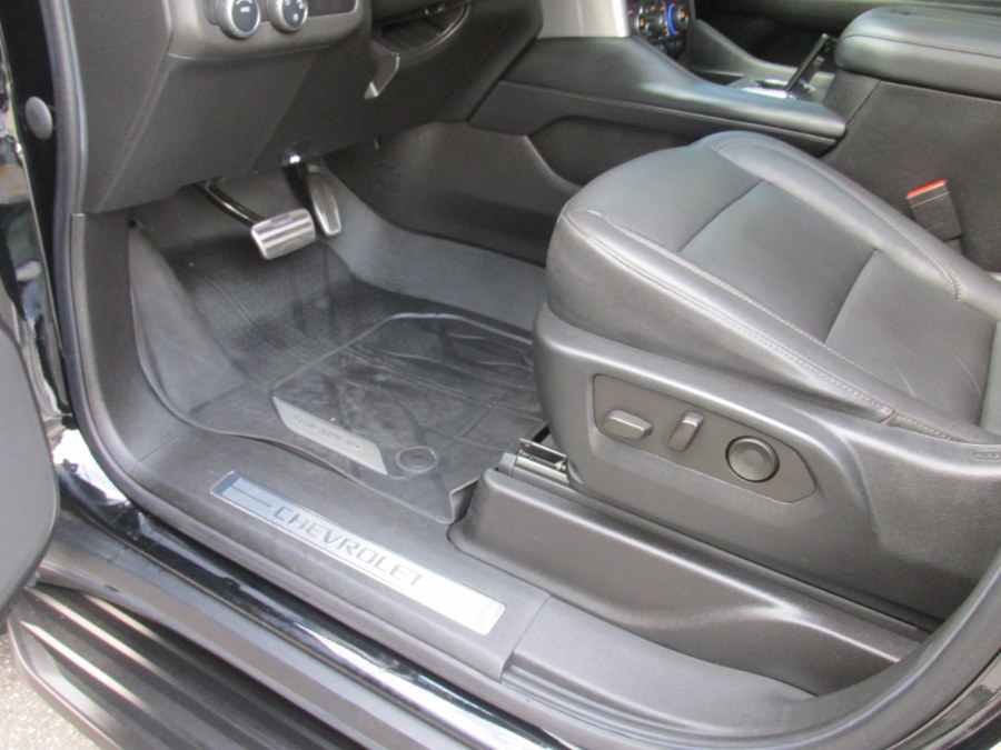 2021 Chevrolet Suburban LT photo 43