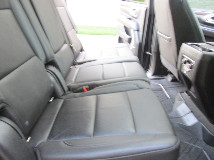 2021 Chevrolet Suburban LT photo 61