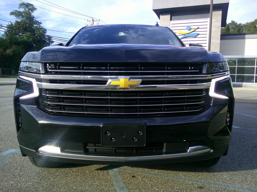 2021 Chevrolet Suburban LT photo 18