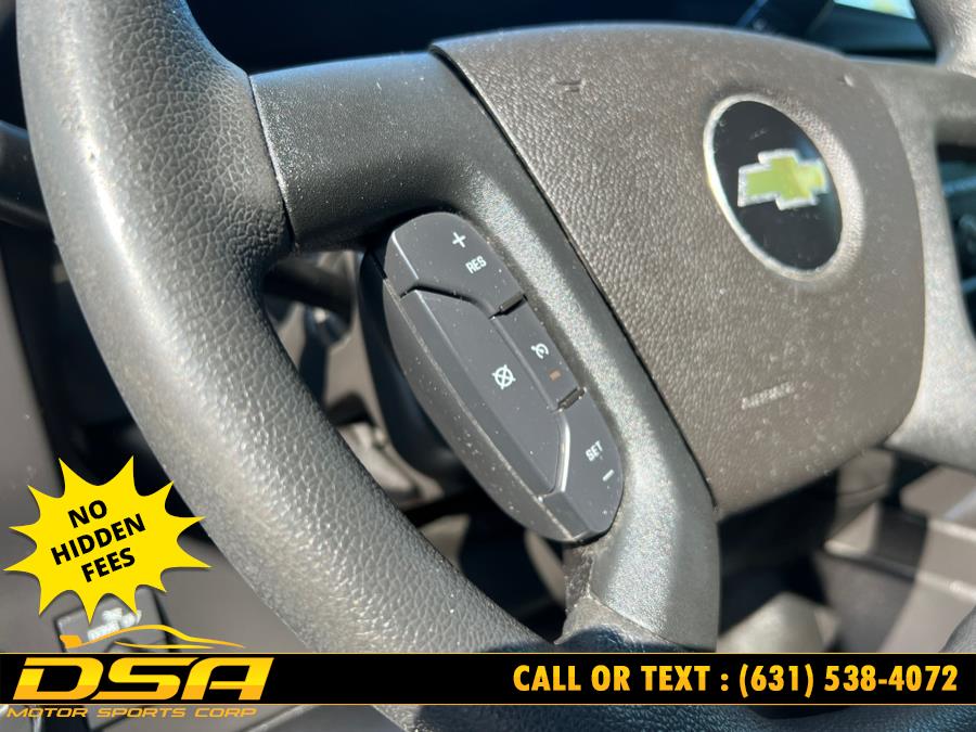 2018 Chevrolet Express Passenger LT photo 20