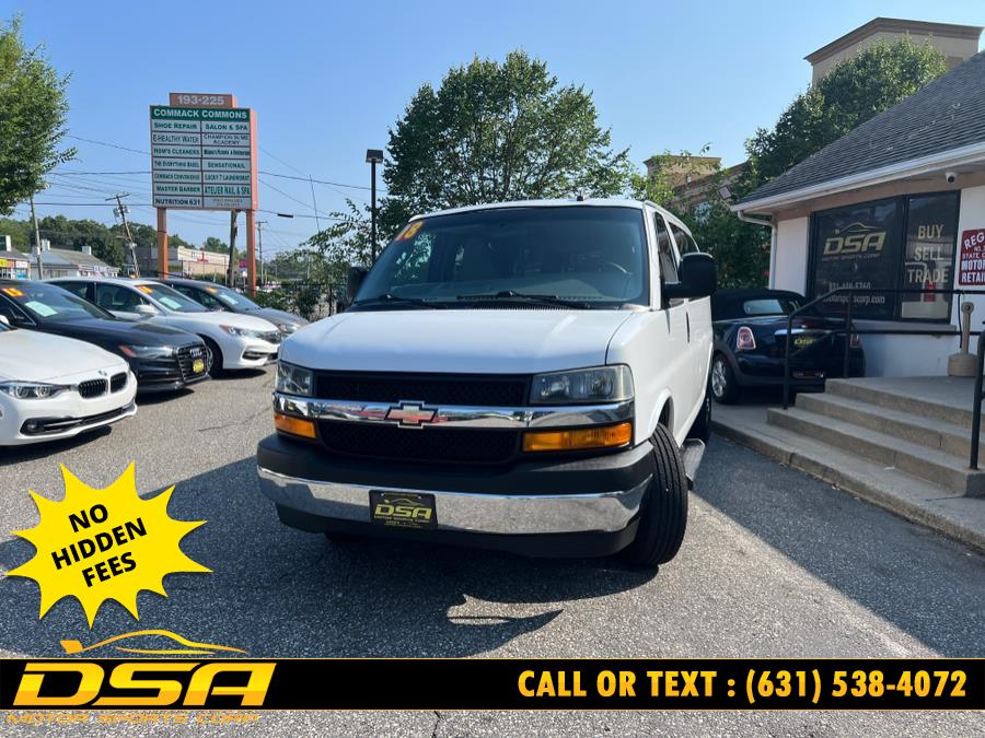 2018 Chevrolet Express Passenger LT photo 9