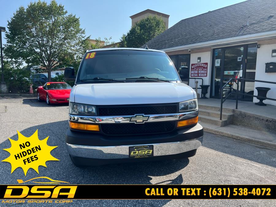 2018 Chevrolet Express Passenger LT photo 10