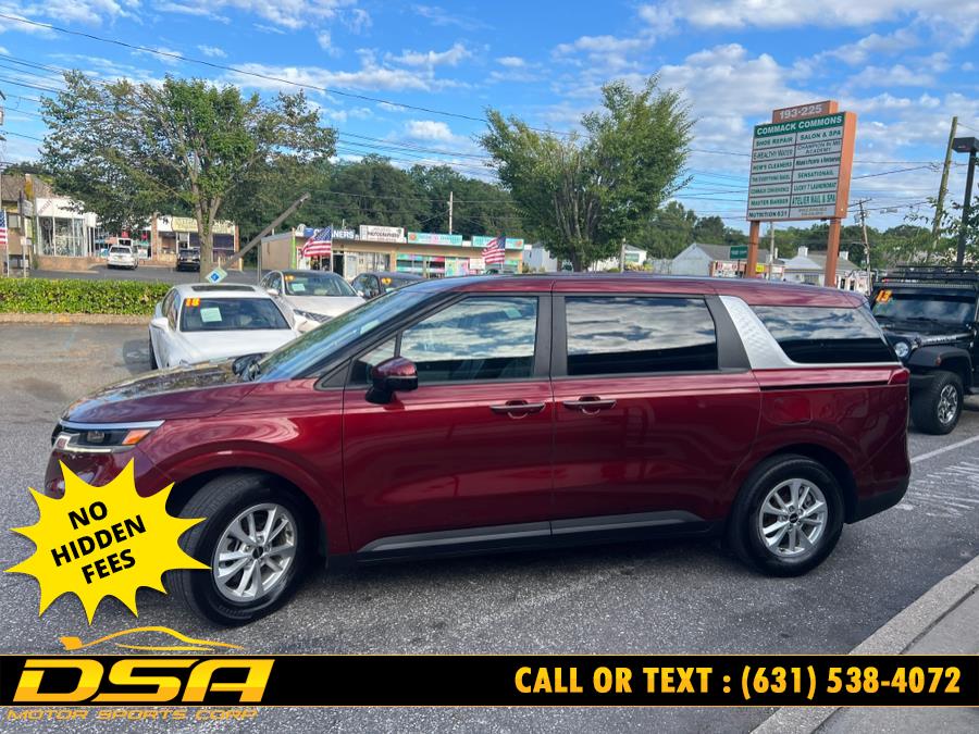 2024 Kia Carnival LX photo 11