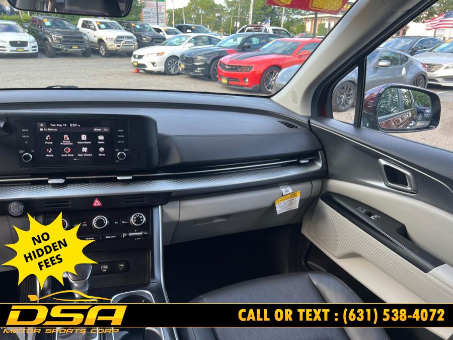 2024 Kia Carnival LX photo 19