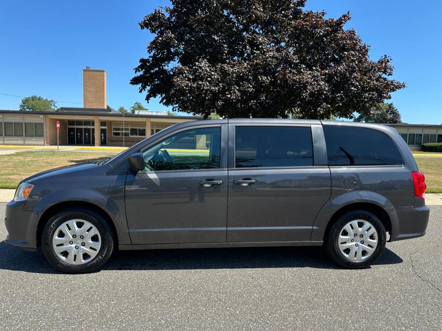 2018 Dodge Grand Caravan SE Plus photo 10