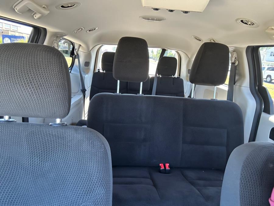 2018 Dodge Grand Caravan SE Plus photo 19