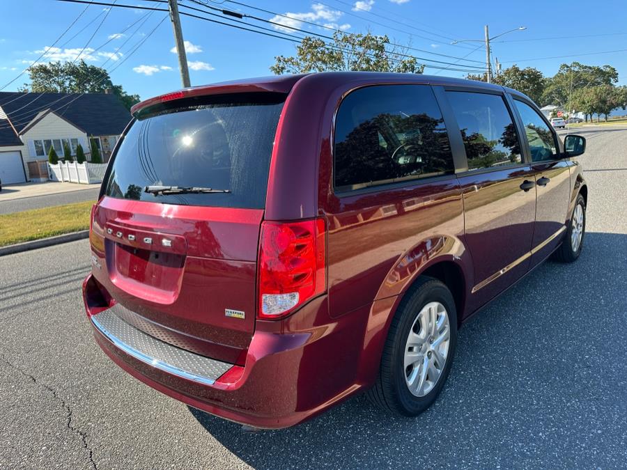 2019 Dodge Grand Caravan SE photo 9