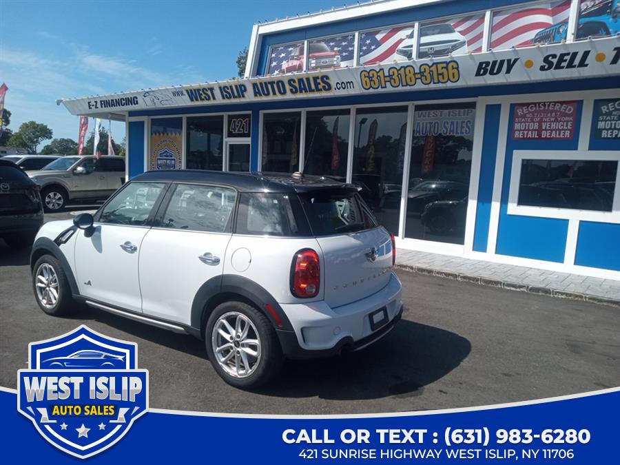 2015 Mini Countryman S ALL4 photo 2
