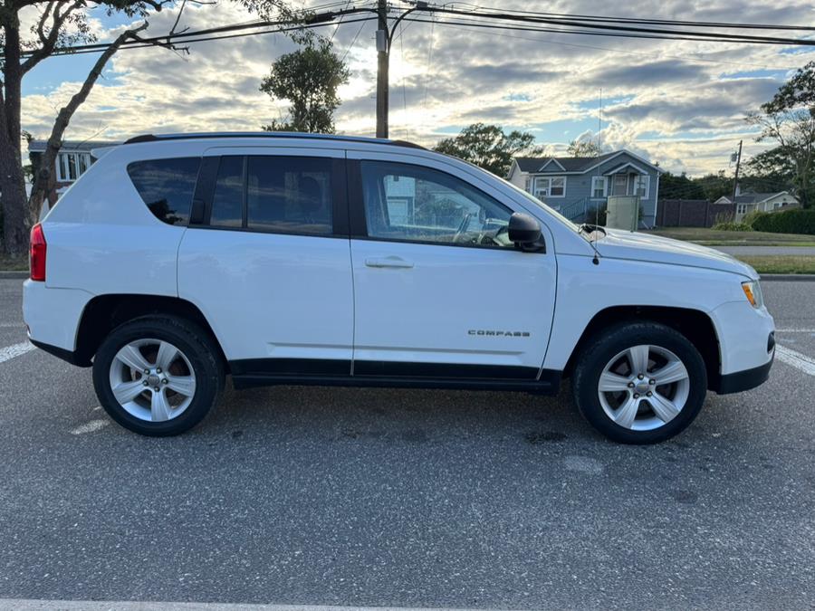 2011 Jeep Compass Base photo 5