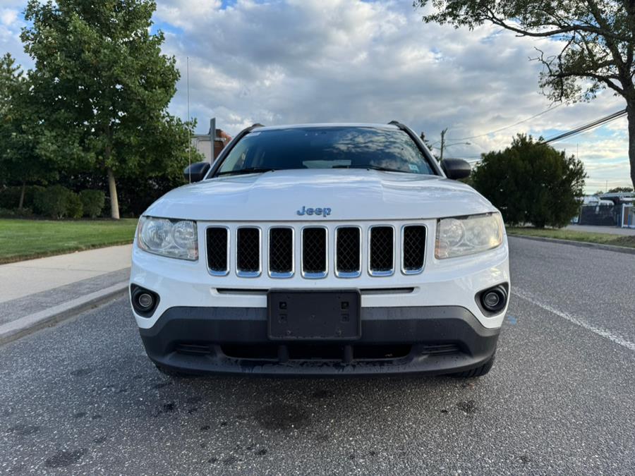 2011 Jeep Compass Base photo 3