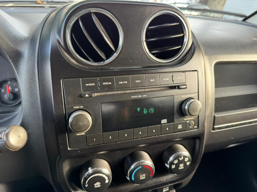2011 Jeep Compass Base photo 11