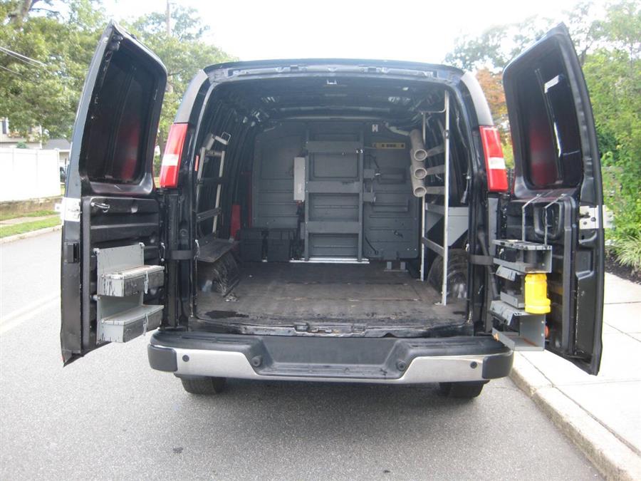 2018 Chevrolet Express 2500 Van photo 20