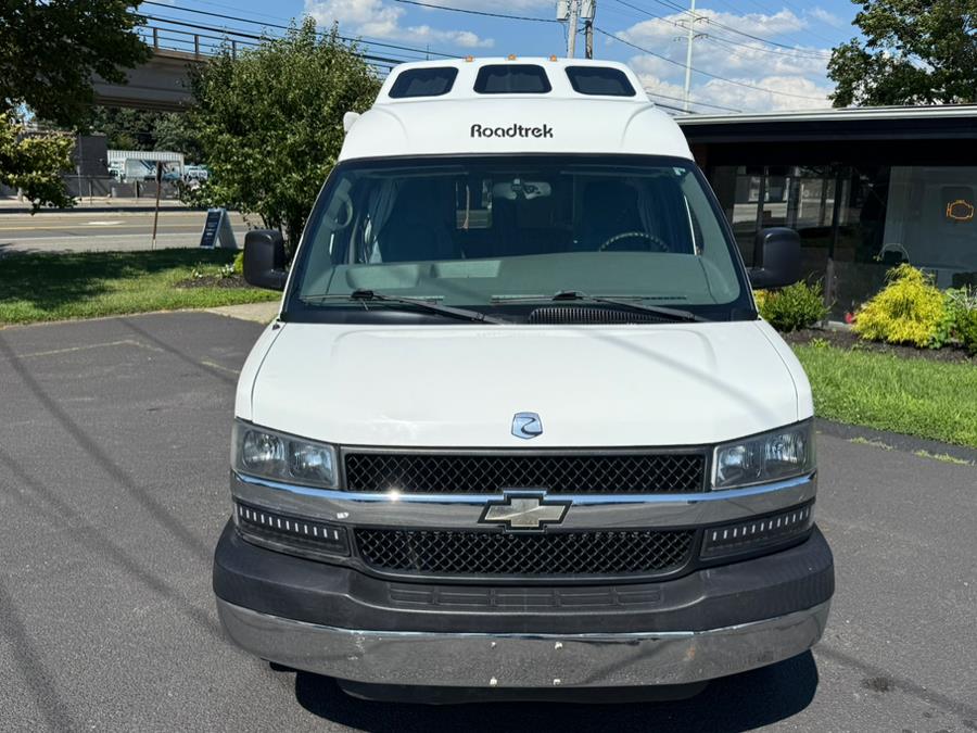 2004 Chevrolet Express 3500 photo 6