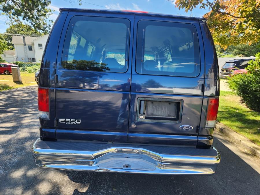 2003 Ford E-350 photo 5