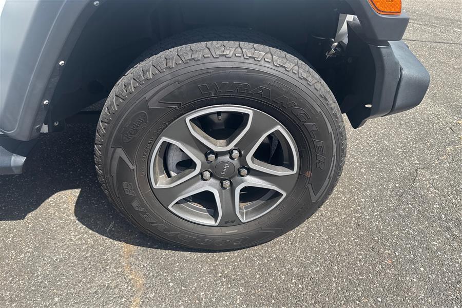 2021 Jeep Wrangler Unlimited Freedom photo 26