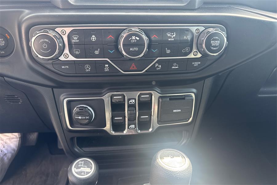 2021 Jeep Wrangler Unlimited Freedom photo 35