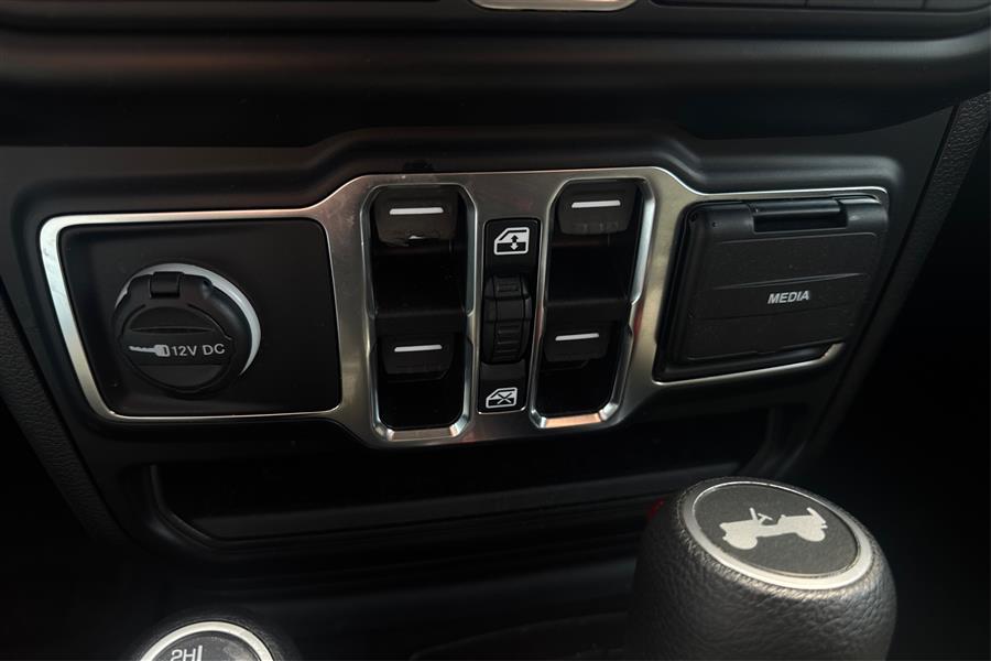 2021 Jeep Wrangler Unlimited Freedom photo 38