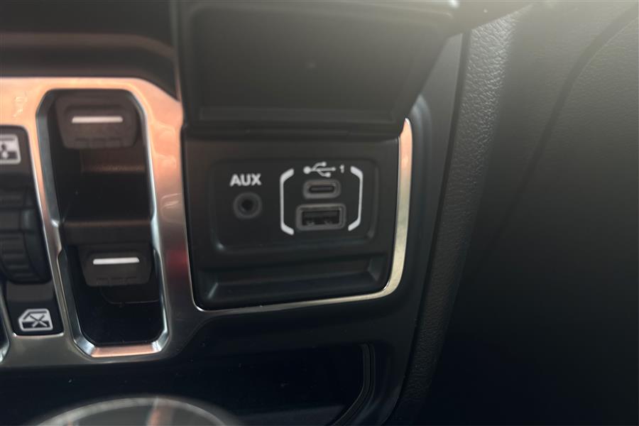 2021 Jeep Wrangler Unlimited Freedom photo 42