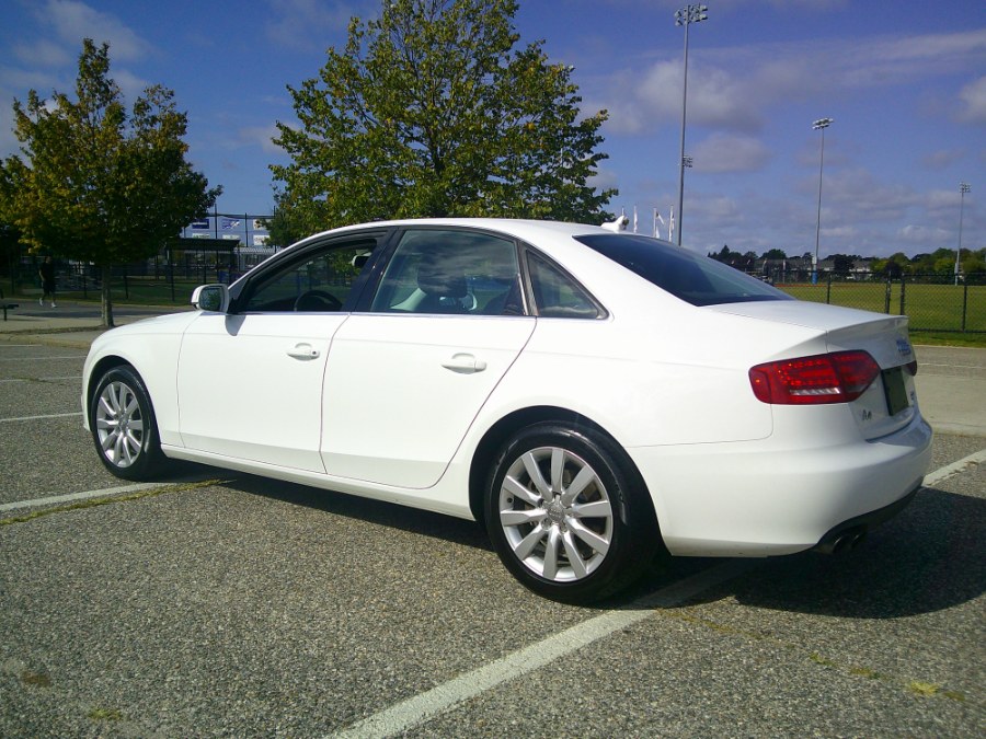 2011 Audi A4 2.0T Premium Plus photo 4
