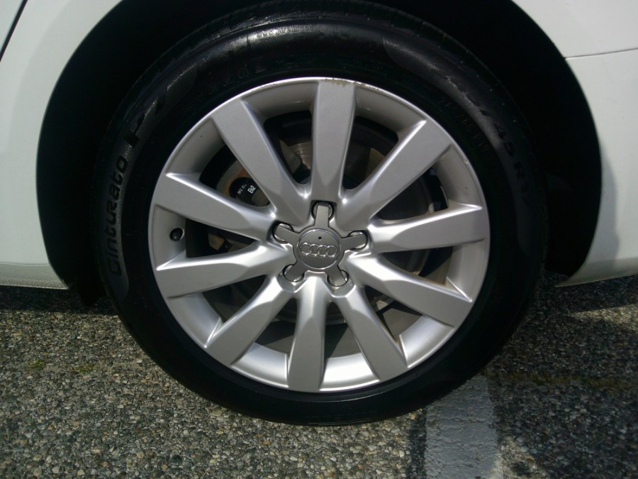2011 Audi A4 2.0T Premium Plus photo 18