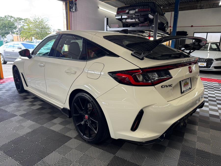 2024 Honda Civic Type R photo 10
