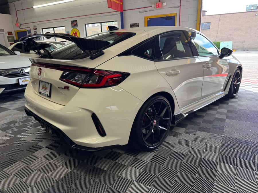 2024 Honda Civic Type R photo 11